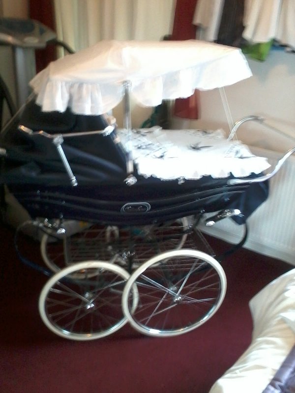 silver cross balmoral pram set