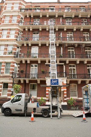 Stress-free moving across the Unite Picture