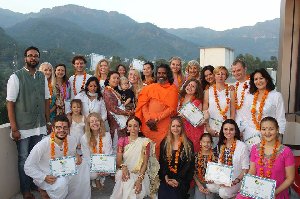 200Hour Yoga Teacher Training Indin offer Fitness