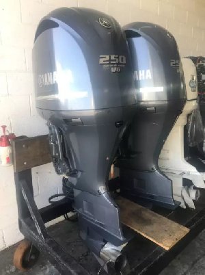 Pair of 250hp Yamaha outboards Picture