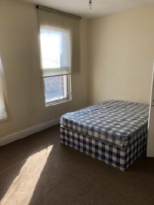 1 bed flat to rent in London Picture