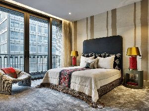 Short Stay Studio Apartment in V... Picture