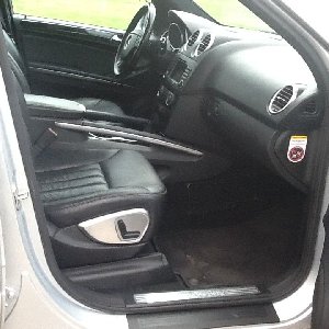 LHD 2009 MERCEDES ML 320CDI LEFT... Picture