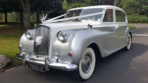 Hire Wedding Cars in Kent- Premi... Picture