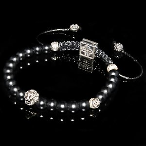 Lion & Onyx Bracelet Focusing on... Picture